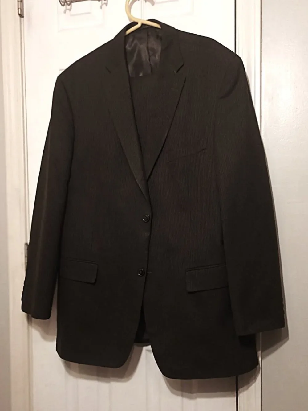Haggar Suit Up Men Grayish Brown 2 Piece Suit   44L